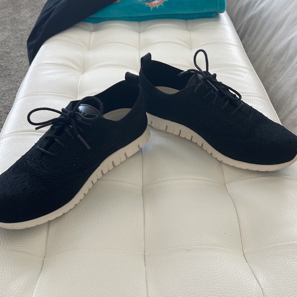 Cole Haan black sneakers - Picture 2 of 4